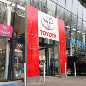 architect showroom Toyota Schouten Alblasserdam Brand I BBA Architecten