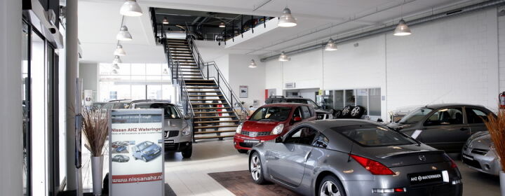 nieuwbouw garage showroom bedrijfspand Wateringen Brand I BBA Architecten