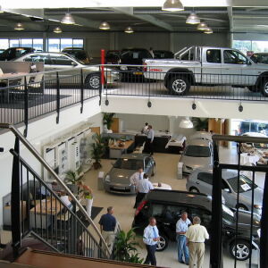 nieuwbouw garage showroom bedrijfspand Wateringen Brand I BBA Architecten