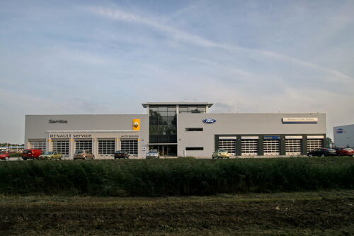 nieuwbouw garage showroom bedrijfspand Auto Indumij Zwijndrecht Brand I BBA Architecten