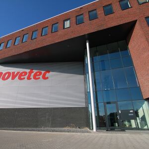 architect bedrijfspand kantoor Novetec Alblasserdam Brand I BBA Architecten