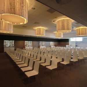 architect uitvaartcentrum interieur aula Drechtstreek Sliedrecht Brand I BBA Architecten