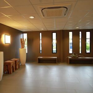 uitvaartcentrum interieur aula Drechtstreek Sliedrecht Brand I BBA Architecten