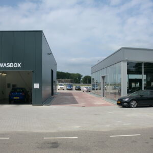 architect wasbox autobedrijf garage showroom Gouderak Brand I BBA Architecten