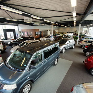 nieuwbouw autobedrijf garage showroom Gouderak Brand I BBA Architecten