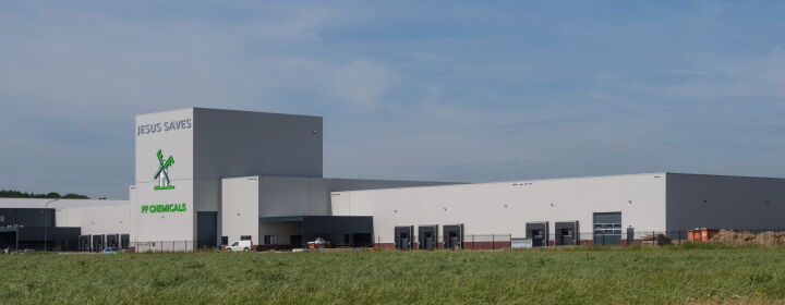 architect fabriek productiehal bedrijfspand kantoor Werkendam Brand I BBA Architecten