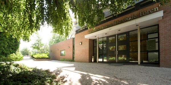 architect uitvaartcentrum aula Alblasserdam Brand I BBA Architecten