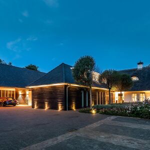 Brand BBA: exclusieve villa architect