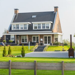 Moderne notariswoning van Brand BBA Architecten