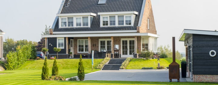 Moderne notariswoning van Brand BBA Architecten