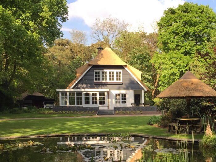 Bouwstijl woning met houten gevel